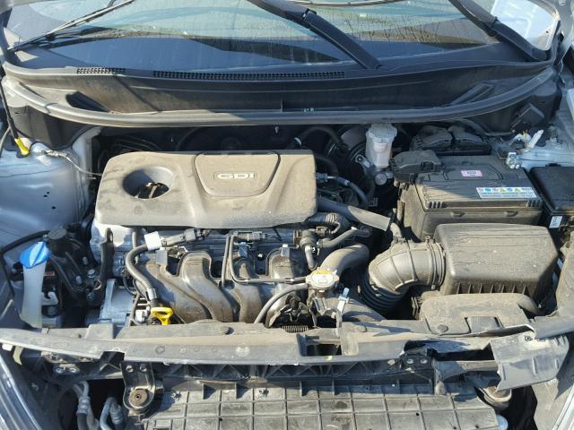 KNADM4A35H6005562 - 2017 KIA RIO SILVER photo 7