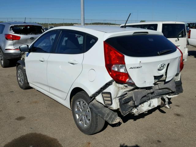 KMHCT5AE9DU102712 - 2013 HYUNDAI ACCENT GLS WHITE photo 3