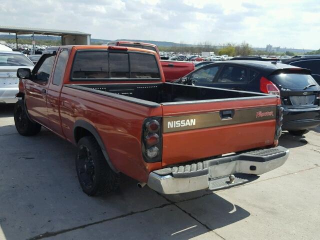 1N6DD26S2WC310763 - 1998 NISSAN FRONTIER ORANGE photo 3