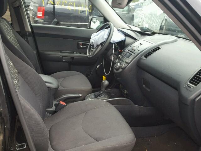 KNDJT2A24B7351043 - 2011 KIA SOUL + BLACK photo 5