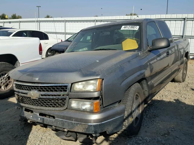 1GCEC19Z97Z110944 - 2007 CHEVROLET SILVERADO CHARCOAL photo 2