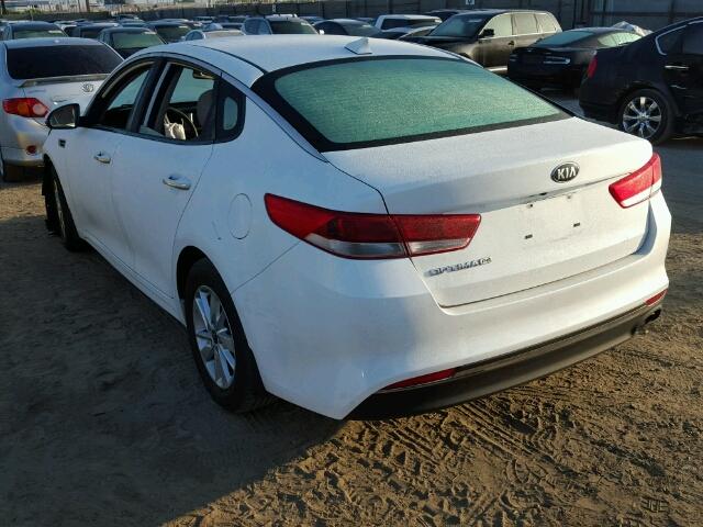 KNAGT4L34G5095515 - 2016 KIA OPTIMA LX WHITE photo 3