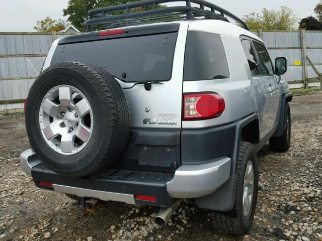 JTEBU11F88K012236 - 2008 TOYOTA FJ CRUISER SILVER photo 4