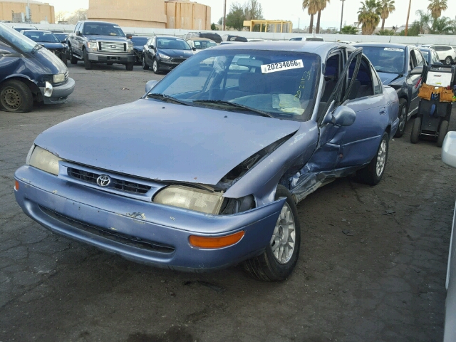 1NXBB02E2TZ474939 - 1996 TOYOTA COROLLA DX BLUE photo 2