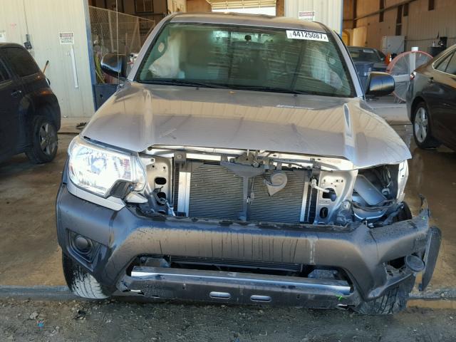 5TFJX4GN6FX046473 - 2015 TOYOTA TACOMA DOU SILVER photo 9