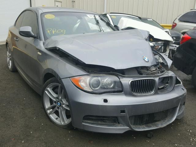 WBAUC7C5XAVK96395 - 2010 BMW 135 I GRAY photo 1