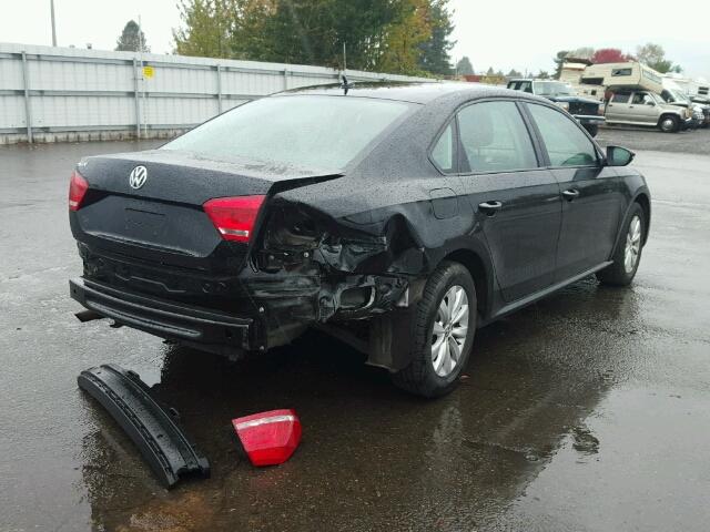 1VWAP7A38CC083923 - 2012 VOLKSWAGEN PASSAT S შავი ფოტო 4