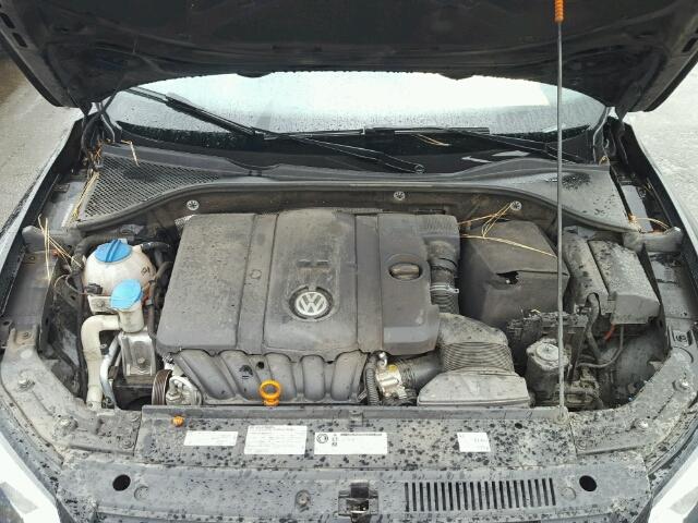 1VWAP7A38CC083923 - 2012 VOLKSWAGEN PASSAT S შავი ფოტო 7