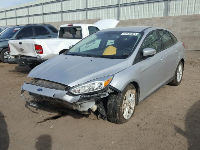 1FADP3F26GL253748 - 2016 FORD FOCUS SE SILVER photo 2