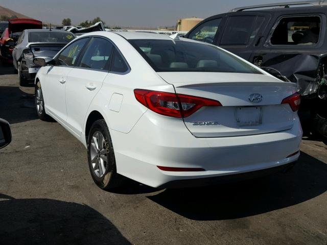 5NPE24AF8GH397125 - 2016 HYUNDAI SONATA SE WHITE photo 3