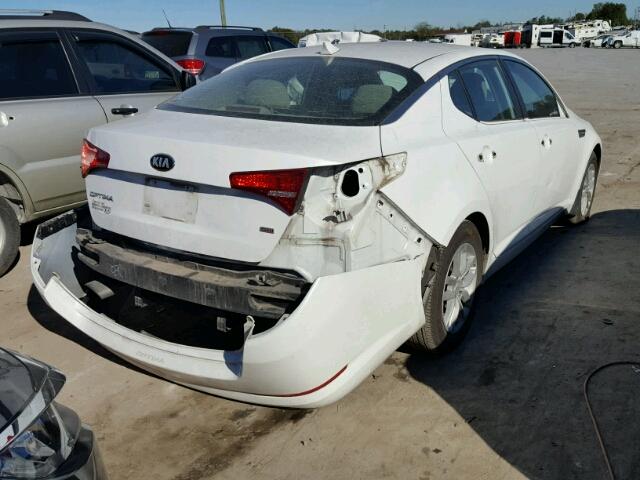 5XXGM4A71DG176887 - 2013 KIA OPTIMA LX WHITE photo 4