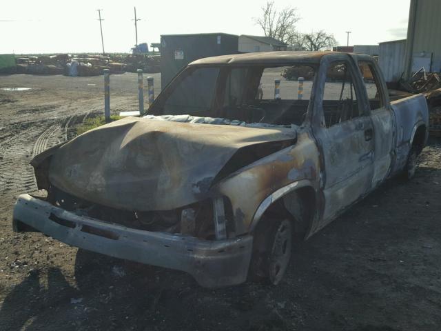 2GCEC19V121344865 - 2002 CHEVROLET SILVERADO BURN photo 2