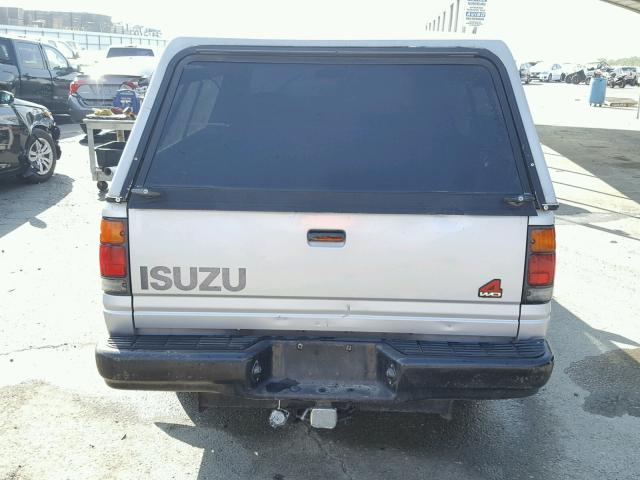 JAACR11E8K7217980 - 1989 ISUZU CONVENTION فضي صورة 6