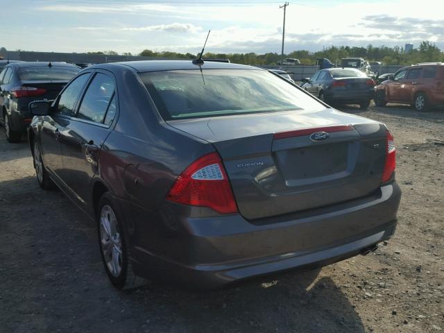 3FAHP0HA4CR105064 - 2012 FORD FUSION SE GRAY photo 3