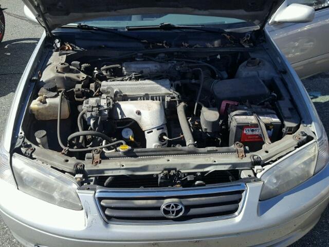 4T1BG22K81U082886 - 2001 TOYOTA CAMRY CE SILVER photo 7