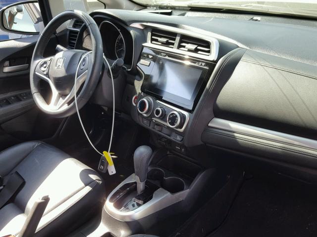 3HGGK5H9XGM702943 - 2016 HONDA FIT EX WHITE photo 9