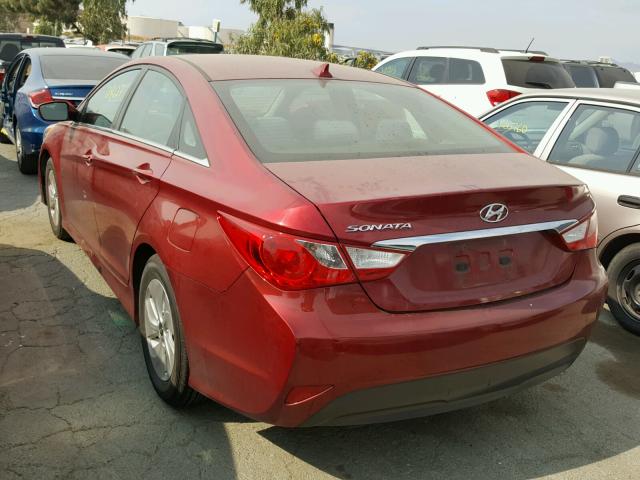 5NPEB4AC1EH813695 - 2014 HYUNDAI SONATA GLS RED photo 3