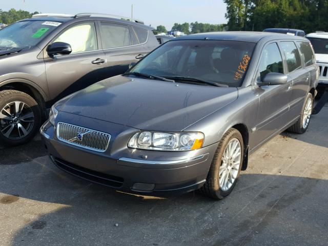 YV1SW592662573212 - 2006 VOLVO V70 2.5T GRAY photo 2