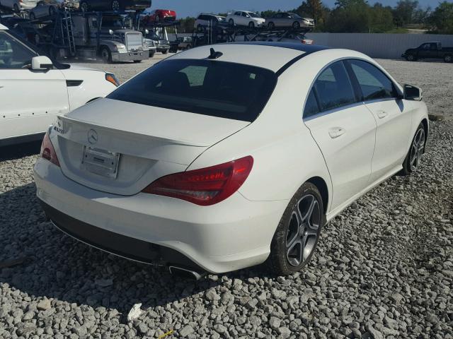 WDDSJ4EB2EN160260 - 2014 MERCEDES-BENZ CLA 250 WHITE photo 4