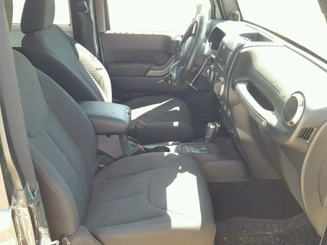 1C4AJWAG5EL272047 - 2014 JEEP WRANGLER S 灰色 照片 5