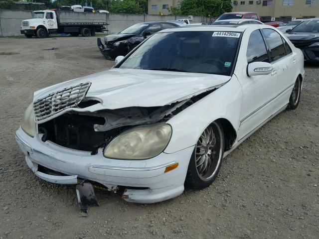 WDBNG75J5YA071534 - 2000 MERCEDES-BENZ S 500 WHITE photo 2