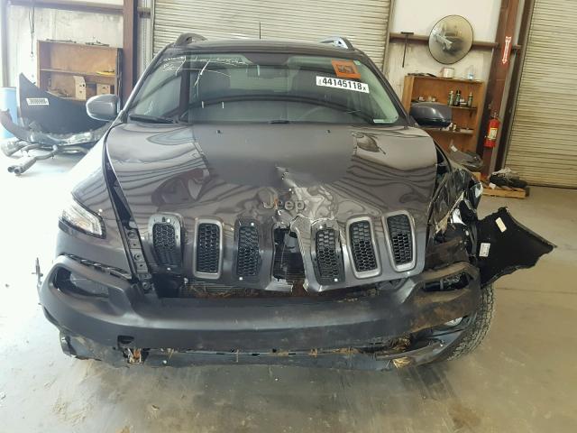 1C4PJMBS6HW568781 - 2017 JEEP CHEROKEE T GRAY photo 9