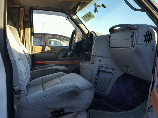 1GDDM19WXVB513492 - 1997 GMC SAFARI XT TAN photo 5