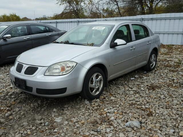 1G2AL58F777130820 - 2007 PONTIAC G5 SE GRAY photo 2