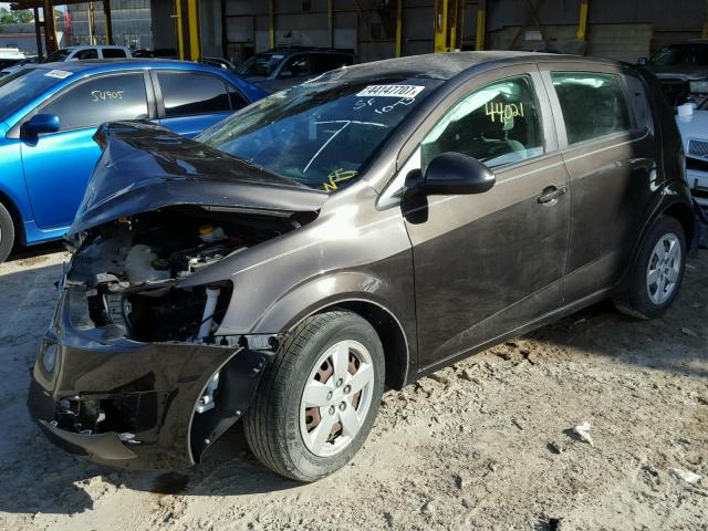 1G1JA6SH0D4242611 - 2013 CHEVROLET SONIC LS BLACK photo 2