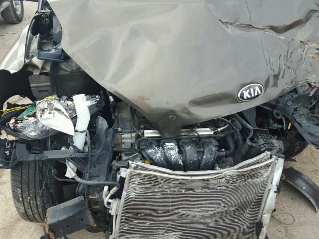 KNDJT2A66D7493514 - 2013 KIA SOUL BROWN photo 9