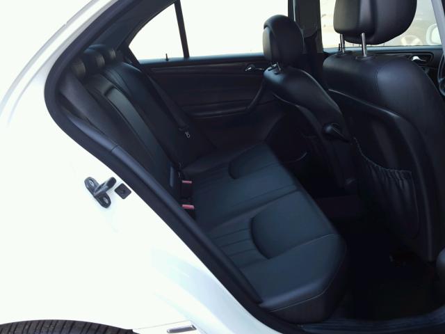 WDBRF92H76F822246 - 2006 MERCEDES-BENZ C GENERATI WHITE photo 6