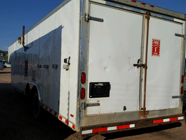 40LW532201P069074 - 2001 UTILITY TRAILER WHITE photo 3