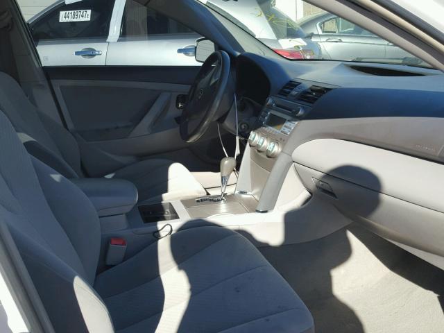 4T1BE46K77U562681 - 2007 TOYOTA CAMRY NEW WHITE photo 5