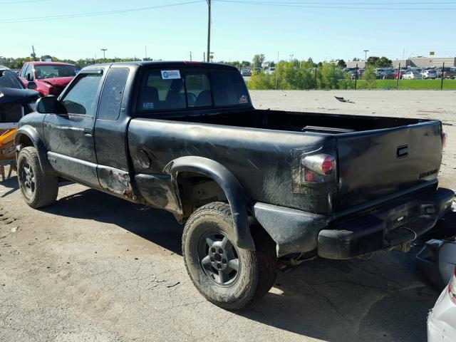 1GCCT19W3Y8252355 - 2000 CHEVROLET S TRUCK BLACK photo 3