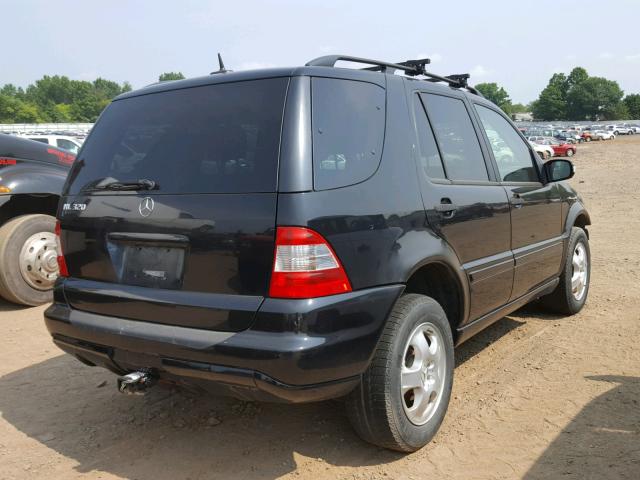 4JGAB54E03A398886 - 2003 MERCEDES-BENZ ML 320 BLACK photo 4