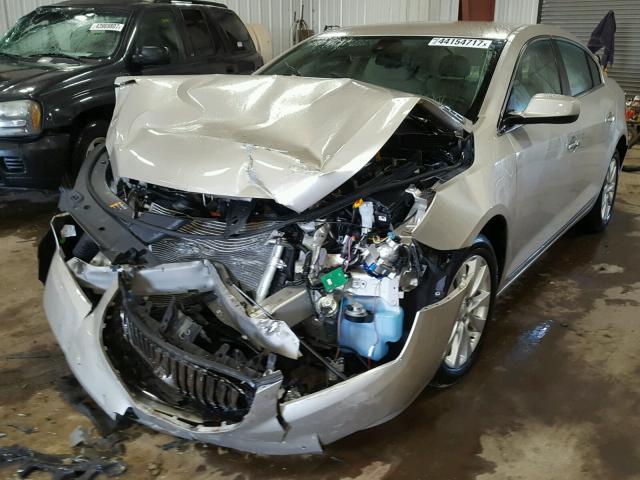 1G4GA5GRXEF152090 - 2014 BUICK LACROSSE SILVER photo 2