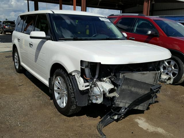 2FMGK5CC1BBD37043 - 2011 FORD FLEX SEL WHITE photo 1