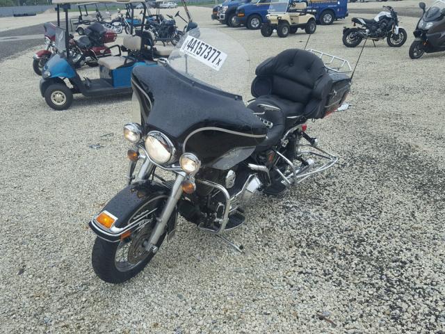1HD1FCW193Y621598 - 2003 HARLEY-DAVIDSON FLHTCUI Қара фото 2