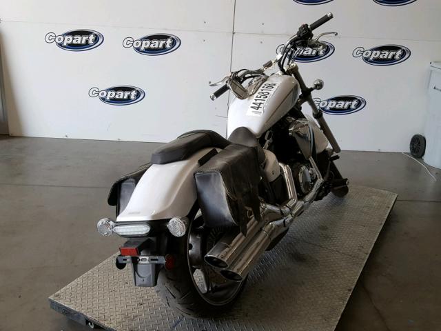 JYAVP33Y9DA000692 - 2013 YAMAHA XVS1300 CU WHITE photo 4