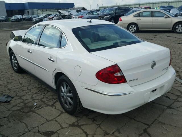 2G4WC582681257633 - 2008 BUICK LACROSSE C WHITE photo 3