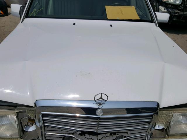 WDBEA28E7PB977146 - 1993 MERCEDES-BENZ 300 E 2.8 WHITE photo 7