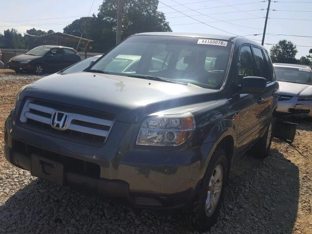 5FNYF28156B031474 - 2006 HONDA PILOT LX GRAY photo 2