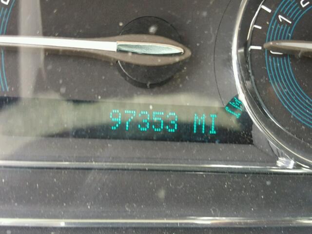 3GNCA13BX9S572283 - 2009 CHEVROLET HHR LS SILVER photo 8