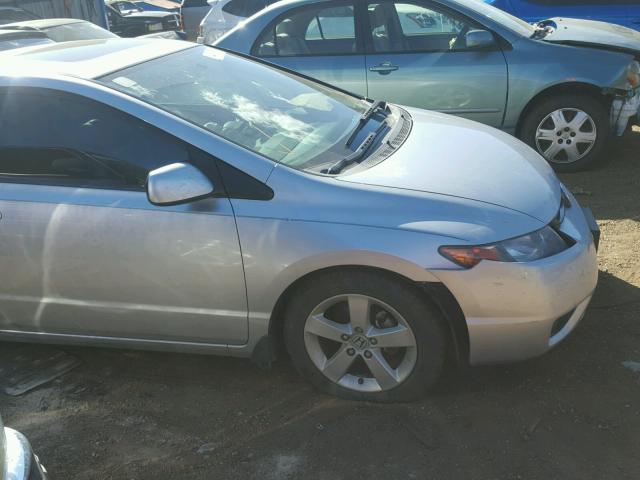 2HGFG12938H561583 - 2008 HONDA CIVIC EXL 银色 照片 9
