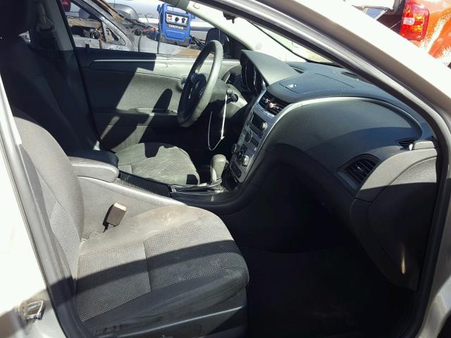 1G1ZC5E04CF197947 - 2012 CHEVROLET MALIBU 1LT 金色 照片 5