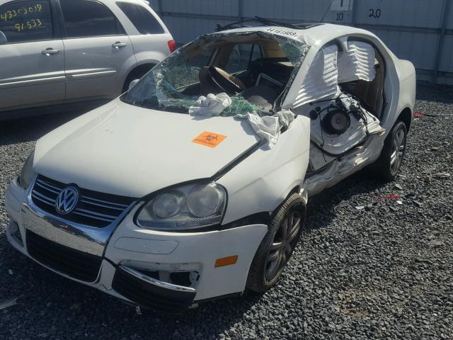 3VWEF71K17M114865 - 2007 VOLKSWAGEN JETTA WOLF WHITE photo 9