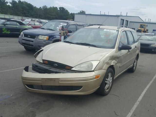 1FAFP36P0YW330361 - 2000 FORD FOCUS SE GOLD photo 2