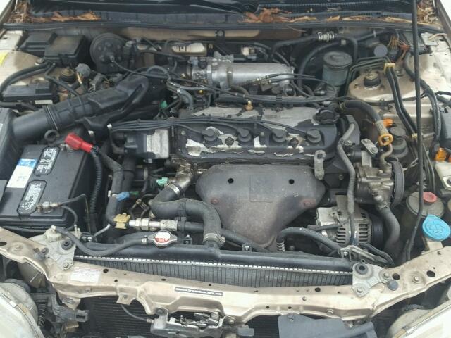 1HGCD7260RA018096 - 1994 HONDA ACCORD EX TAN photo 7