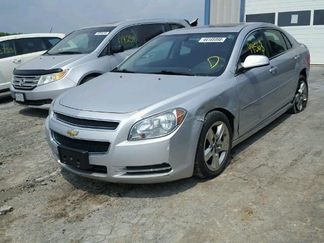 1G1ZC5EB1AF224763 - 2010 CHEVROLET MALIBU 1LT SILVER photo 2