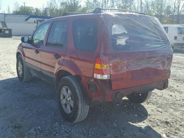 1FMCU93125KB93222 - 2005 FORD ESCAPE XLT RED photo 3